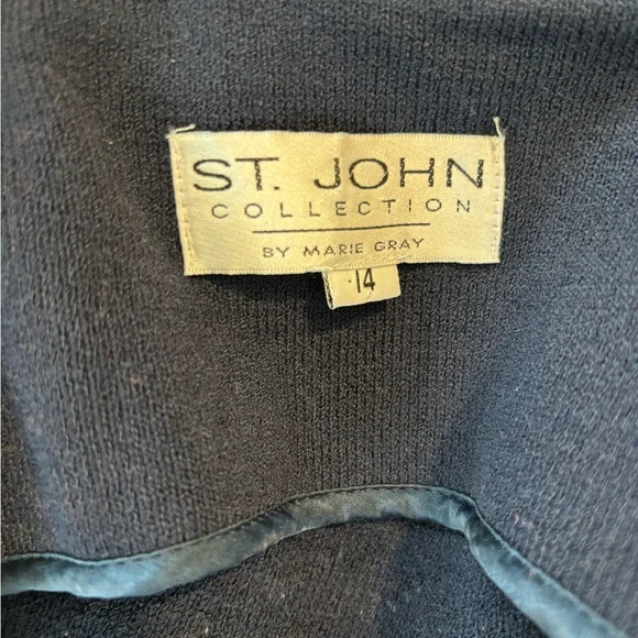 St. John Collection Navy and White Chevron Blazer Size 14 - Picture 7 of 9